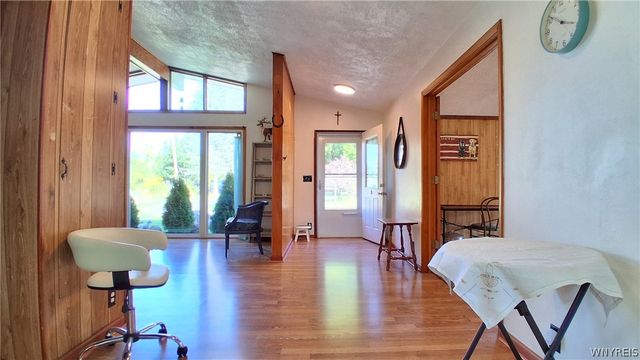 8420 Northfield Road, Clarence, NY 14032