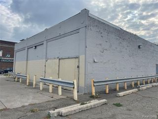 301 s S Oakwood, Detroit, MI 48217