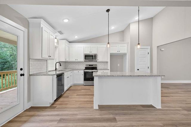 328 Advent Drive, Winder, GA 30680