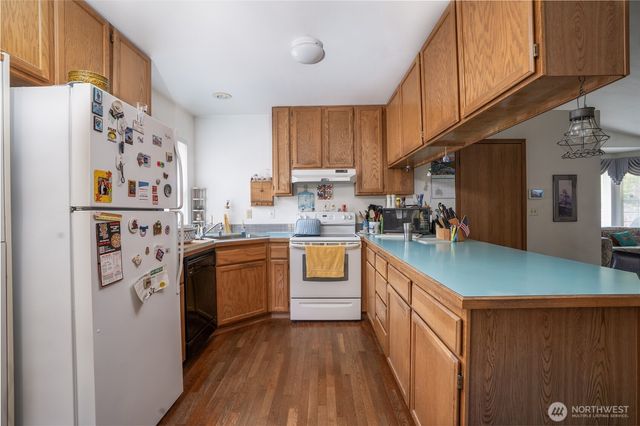 511 6th Street NW, Puyallup, WA 98371