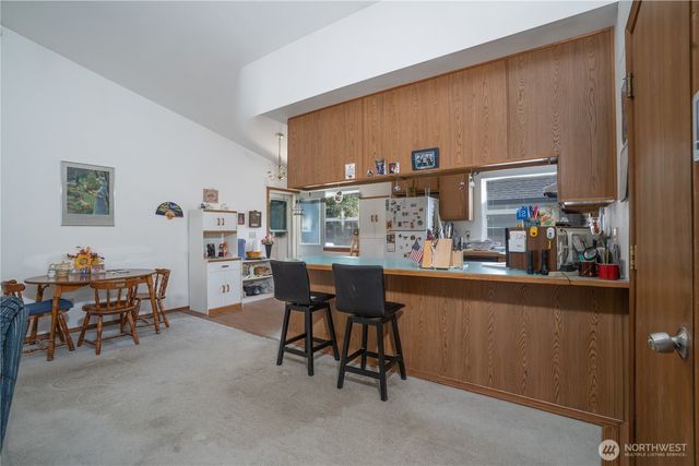 511 6th Street NW, Puyallup, WA 98371