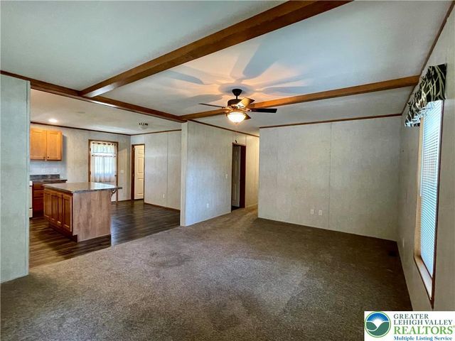 194 Haddon Drive, Longswamp Twp, PA 18062