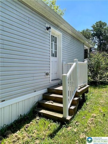 194 Haddon Drive, Longswamp Twp, PA 18062