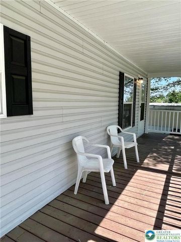 194 Haddon Drive, Longswamp Twp, PA 18062