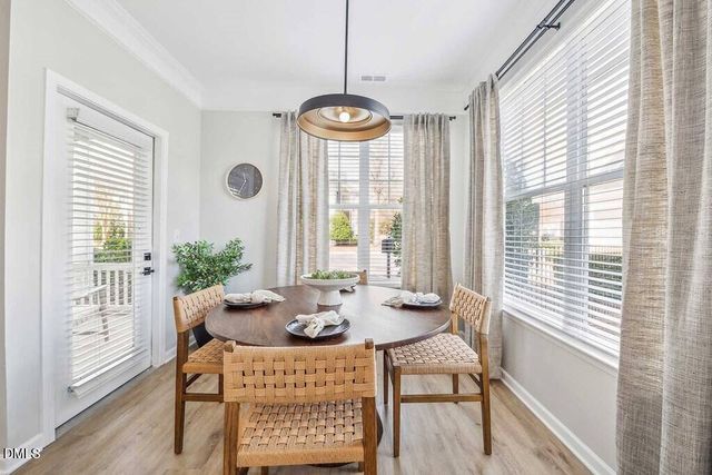 100 Village Crossing Drive 1br, Chapel Hill, NC 27517
