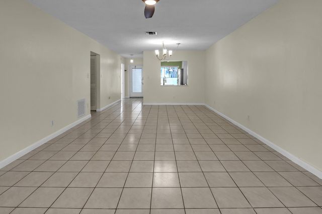 9428 NW 65TH Street C4, Tamarac, FL 33321