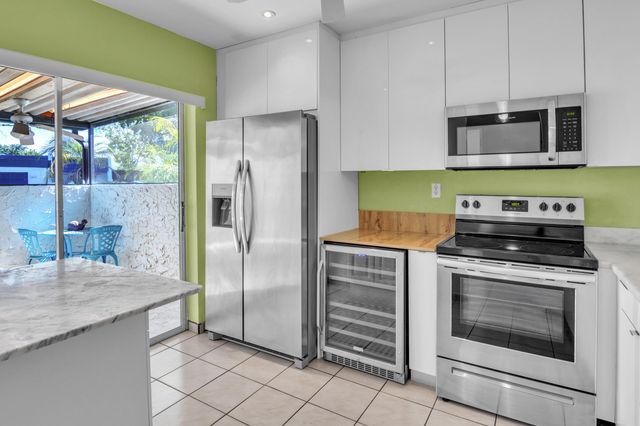 9428 NW 65TH Street C4, Tamarac, FL 33321