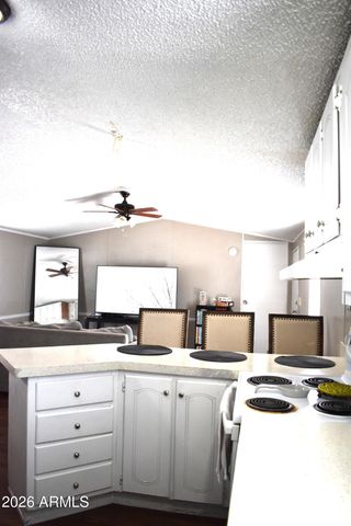 1002 W Kachina Trail, Phoenix, AZ 85041