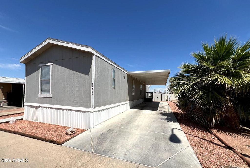 1002 W Kachina Trail, Phoenix, AZ 85041 — photo 2