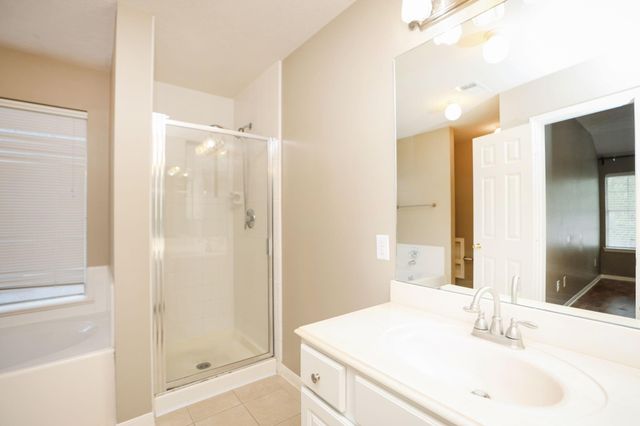 2138 Mossy Trail Drive, Katy, TX 77450