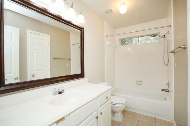 2138 Mossy Trail Drive, Katy, TX 77450