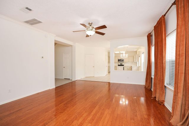 2138 Mossy Trail Drive, Katy, TX 77450