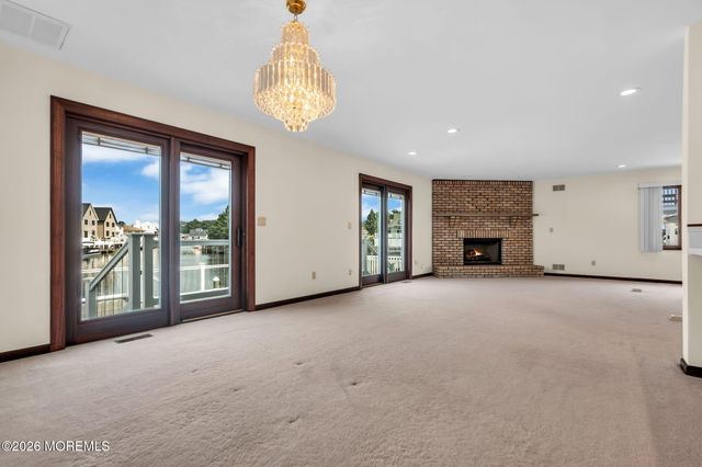 2526 Hiering Road, Toms River, NJ 08753