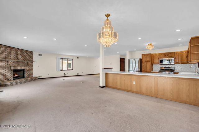 2526 Hiering Road, Toms River, NJ 08753