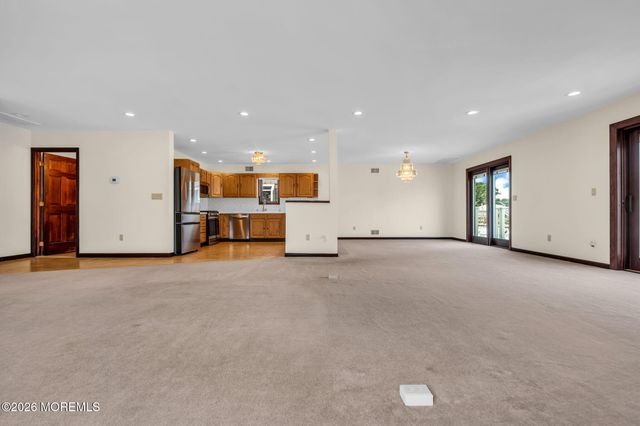 2526 Hiering Road, Toms River, NJ 08753