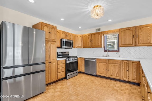 2526 Hiering Road, Toms River, NJ 08753