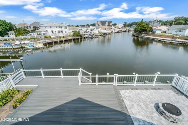 2526 Hiering Road, Toms River, NJ 08753