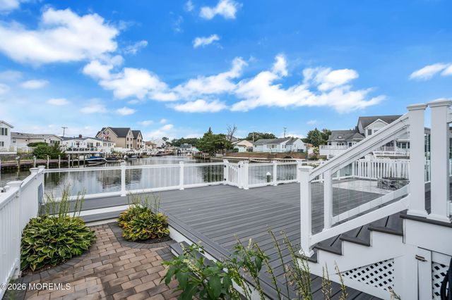 2526 Hiering Road, Toms River, NJ 08753