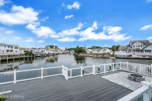 2526 Hiering Road, Toms River, NJ 08753