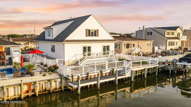 2526 Hiering Road, Toms River, NJ 08753