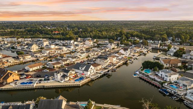2526 Hiering Road, Toms River, NJ 08753