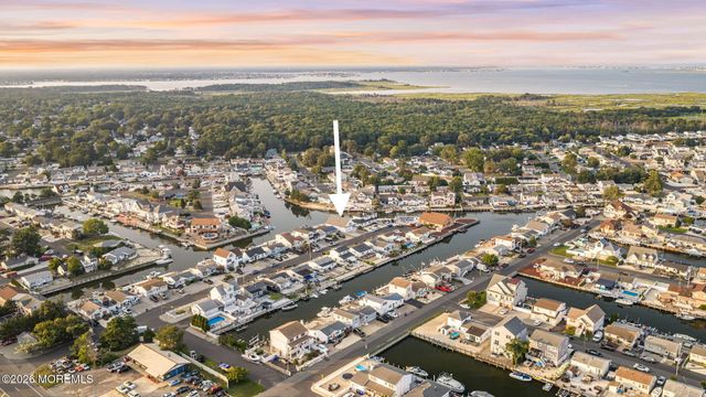 2526 Hiering Road, Toms River, NJ 08753