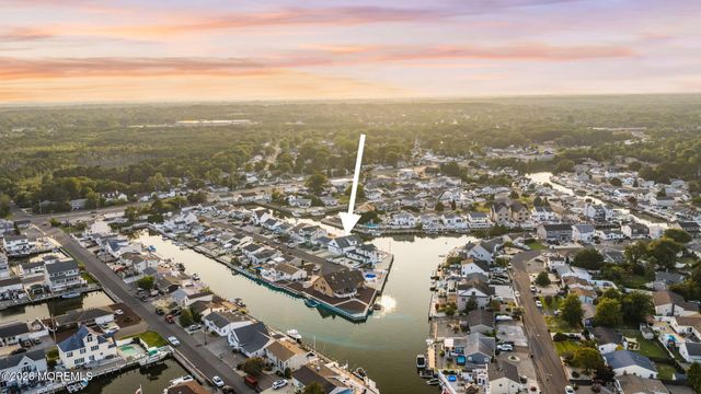 2526 Hiering Road, Toms River, NJ 08753