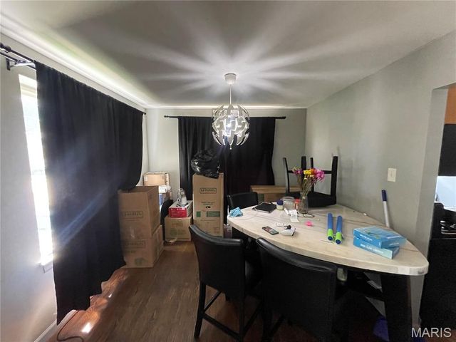 1341 Kingsland Avenue, St Louis, MO 63133