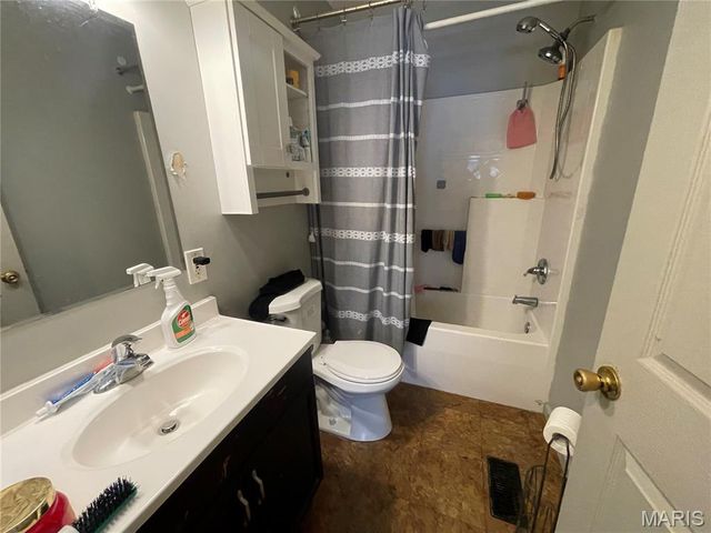 1341 Kingsland Avenue, St Louis, MO 63133