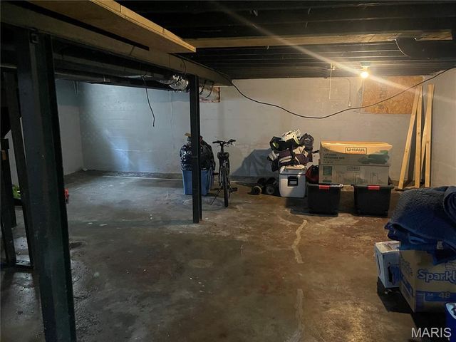 1341 Kingsland Avenue, St Louis, MO 63133