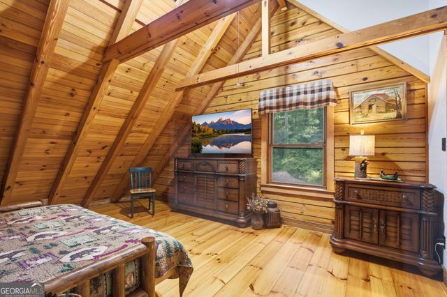 110 Seye Wailo Trail, Clarkesville, GA 30523
