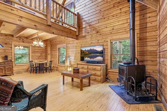 110 Seye Wailo Trail, Clarkesville, GA 30523