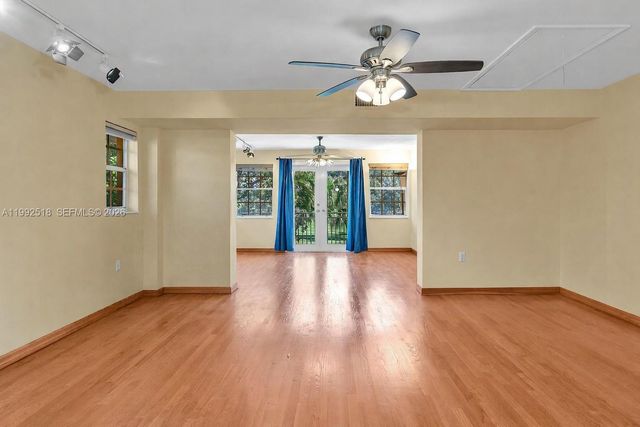 5309 Alton Rd, Miami Beach, FL 33140