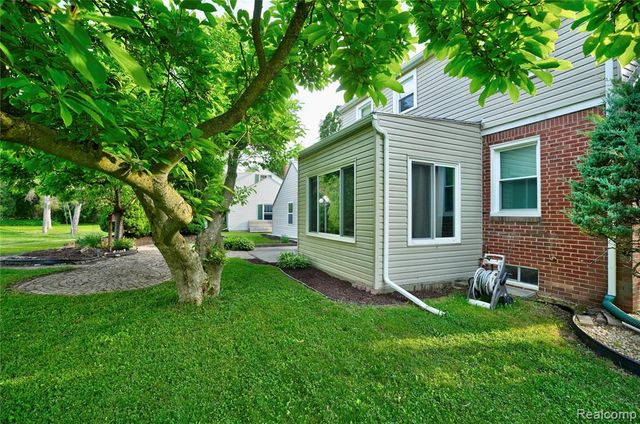 403 S Davison Street, Davison, MI 48423