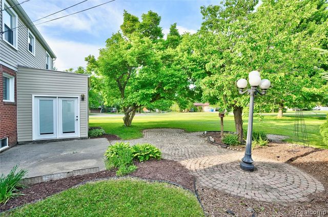 403 S Davison Street, Davison, MI 48423