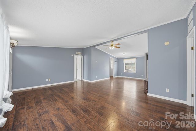 315 W Mcdowell Street, Morganton, NC 28655