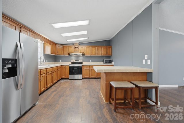 315 W Mcdowell Street, Morganton, NC 28655