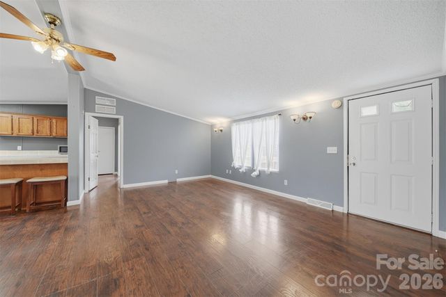 315 W Mcdowell Street, Morganton, NC 28655