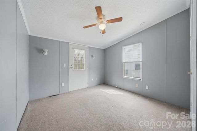 315 W Mcdowell Street, Morganton, NC 28655