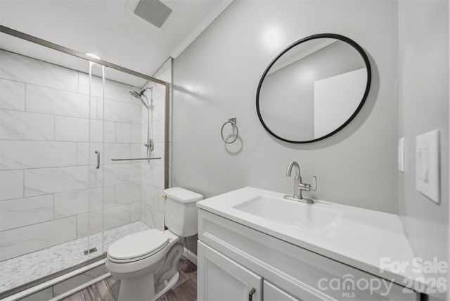 315 W Mcdowell Street, Morganton, NC 28655