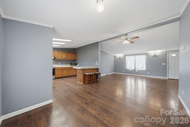 315 W Mcdowell Street, Morganton, NC 28655