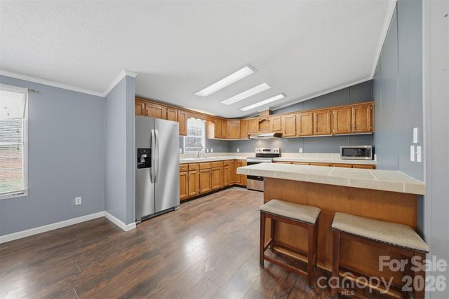 315 W Mcdowell Street, Morganton, NC 28655