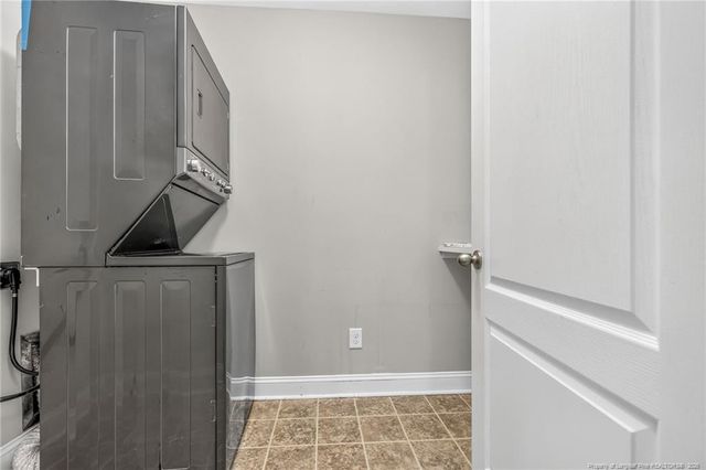 122 Wedgefield Drive, Raeford, NC 28376