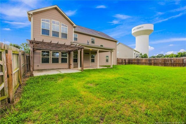 122 Wedgefield Drive, Raeford, NC 28376