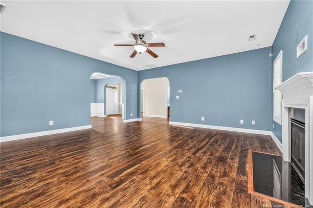 122 Wedgefield Drive, Raeford, NC 28376