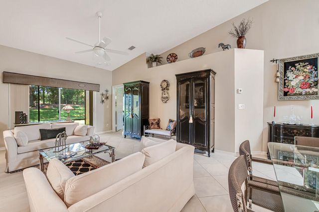 9436 Swansea Lane, West Palm Beach, FL 33411
