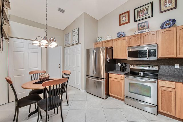 9436 Swansea Lane, West Palm Beach, FL 33411
