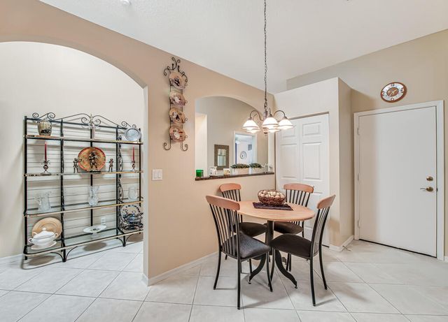 9436 Swansea Lane, West Palm Beach, FL 33411