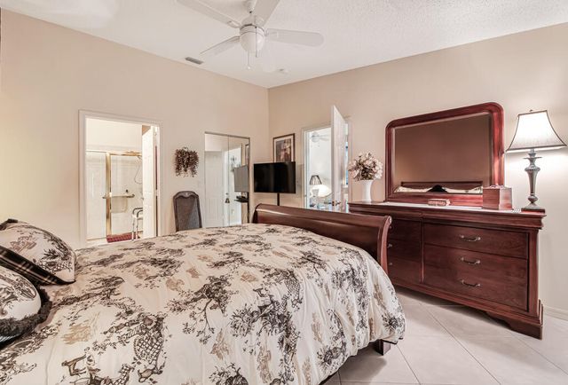 9436 Swansea Lane, West Palm Beach, FL 33411