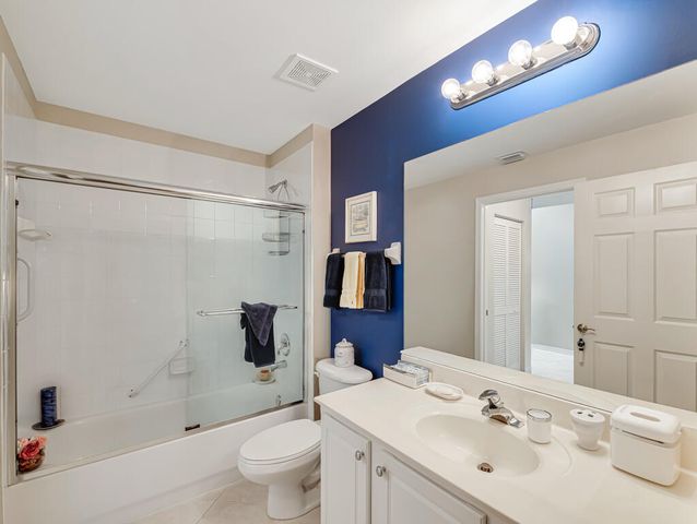 9436 Swansea Lane, West Palm Beach, FL 33411